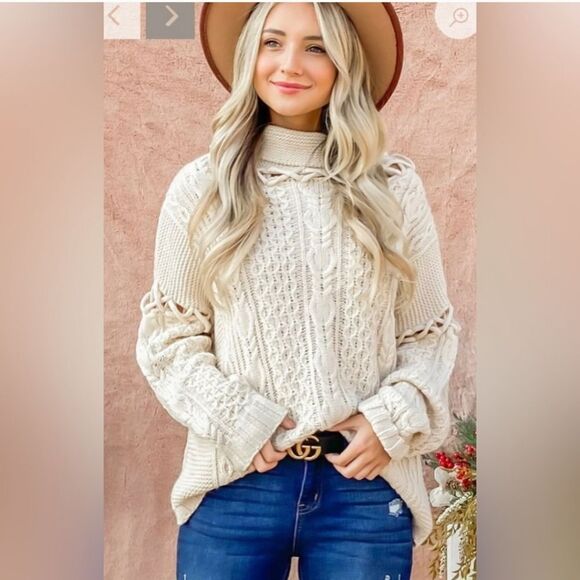 ANDTHEWHY Cable Knit Slouchy Sweater - Picture 3 of 12